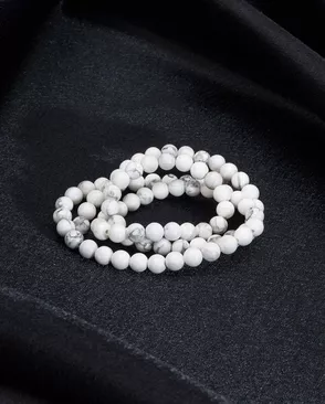 Бусины Кахолонг, круглые, 4мм, на нитке 38см, Astra&Craft арт. АРС-67334-1-АРС0001316275